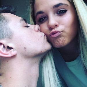 Meet your Posher, Tosha